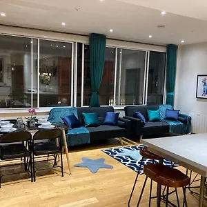3bed 3bath V Pent-apartment Apartment Sheffield